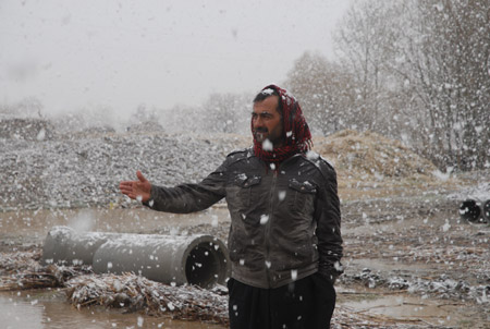 Yüksekova ve köylerde sel 12