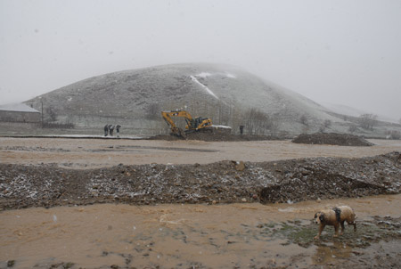Yüksekova ve köylerde sel 18