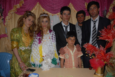Yüksekova Düğünlerinden fotoğraflar - 09-05-2011 42