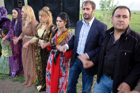 Yüksekova Düğünleri (5 Haziran 2011) 200