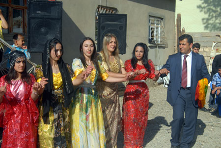 Yüksekova Düğünleri (5 Haziran 2011) 65