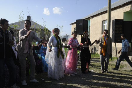 Yüksekova Düğünleri (11 Haziran 2011) 27