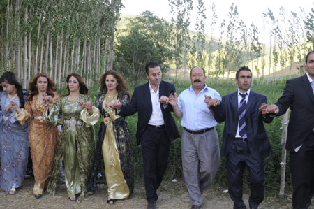 Yüksekova Düğünleri (11 Haziran 2011) 53