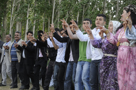 Yüksekova Düğünleri (11 Haziran 2011) 62