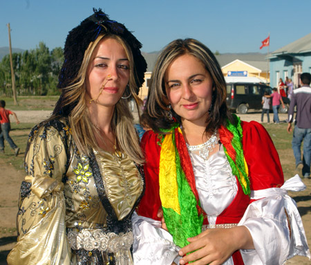 Yüksekova Düğünleri (20 Haziran 2011) 51
