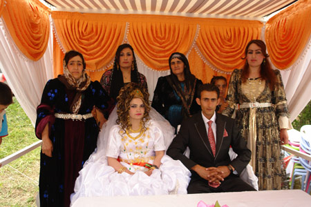 Yüksekova Düğünleri (26 Haziran 2011) 126