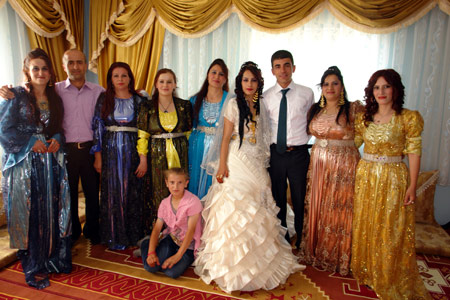Yüksekova Düğünleri (26 Haziran 2011) 39