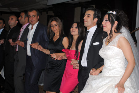 İstanbul'da renkli düğün 11