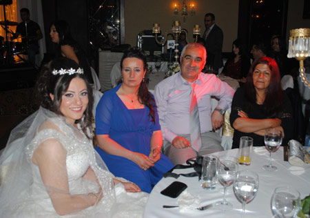 İstanbul'da renkli düğün 13