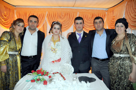 Yüksekova düğünleri(21-22 Kasım 2009) 20