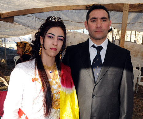 Yüksekova düğünleri(21-22 Kasım 2009) 3