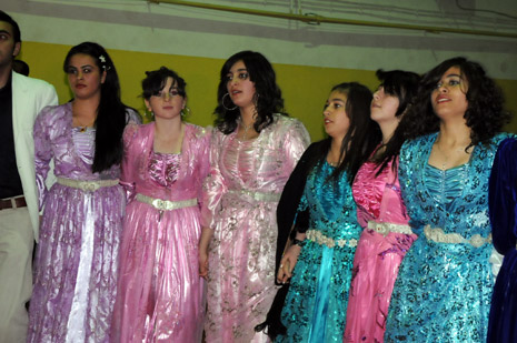 Yüksekova düğünleri(21-22 Kasım 2009) 74