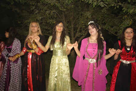 Yüksekova Düğünleri (2-3 Temmuz 2011) 102