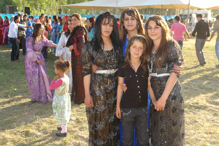 Yüksekova Düğünleri (2-3 Temmuz 2011) 136