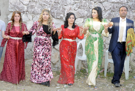 Yüksekova Düğünleri (2-3 Temmuz 2011) 22