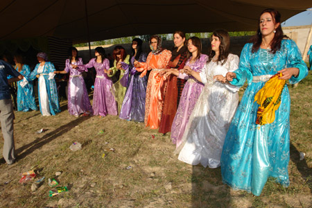 Yüksekova Düğünleri (2-3 Temmuz 2011) 220