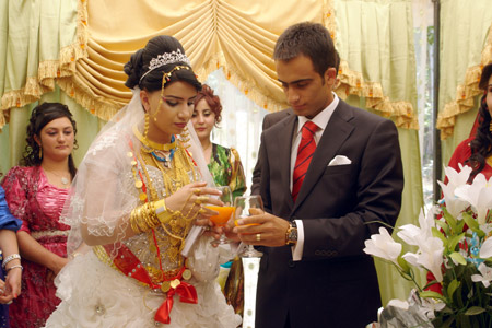 Yüksekova Düğünleri (2-3 Temmuz 2011) 30