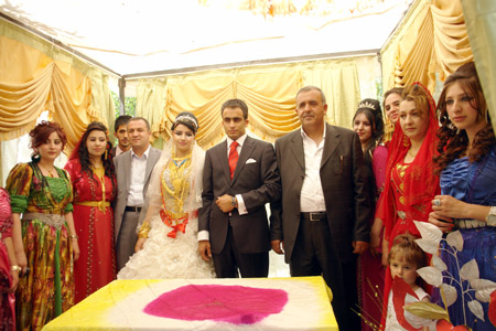 Yüksekova Düğünleri (2-3 Temmuz 2011) 34