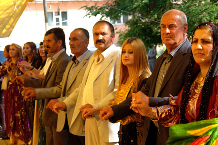 Yüksekova Düğünleri (2-3 Temmuz 2011) 43