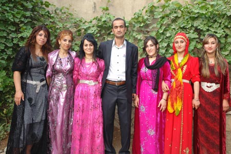 Şemdinli'de bir Oruç ailesinin düğününden fotoğraflar 14