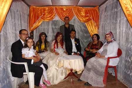 Şemdinli'de bir Oruç ailesinin düğününden fotoğraflar 5