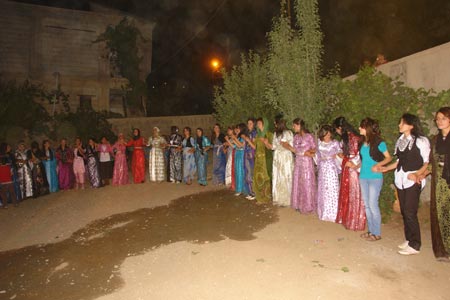 Şemdinli'de bir Oruç ailesinin düğününden fotoğraflar 61