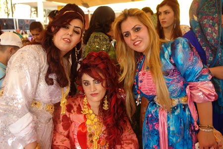 Şemdinli'de bir Oruç ailesinin düğününden fotoğraflar 65