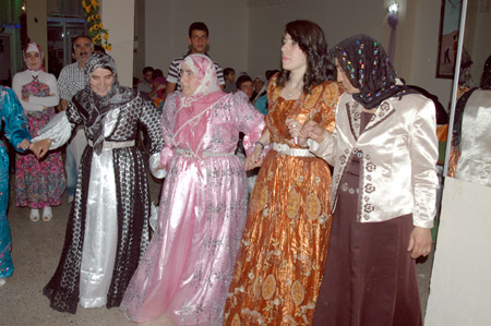 Konya'da bir Hakkari düğünü 28