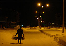Yüksekova'da yılın ilk kar yağışı