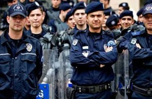 104 polis görevden alındı, 170’i sırada