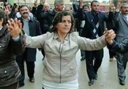 Hêvi Îbrahim: Kürt kadını tüm dünya kadınlarına öncülük edecek