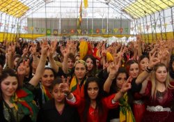 Çukurca'da 8 Mart Kutlaması