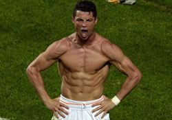 Ronaldo rekorları altüst etti