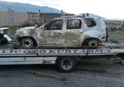 Ağrı'da 6 kişi kaçırıldı 3 araç yakıldı