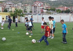 Şemdinli’de Yaz Spor Okullarına Kayıtlar Başladı