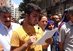 Siirt'te bugün yaşanan gözaltılar protesto edildi