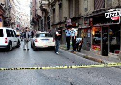 Beyoğlu'nda Silahlı Kavga: 1 Yaralı