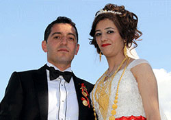 Hakkari'de yaşayan Kundakçı ailesinin düğünü