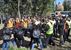 EÜ'de kadın öğrencilere saldırı