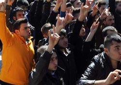 Yozgat’ta 8 Mart kutlamasına saldırı
