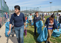 Êzidilerin kampında temizlik kampanyası