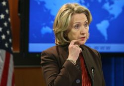 Clinton, gizli dosyaları Rusya'daki otel odasında unutmuş