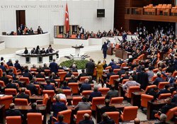‘Meclis’te Kürtçe’ye neden ambargo uygulanıyor?’