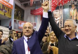 CHP kongresinde yanlış oy krizi