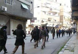 Suriye'de Esad karşıtı militanlar Yermuk'tan ayrılıyor