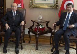 Davutoğlu-Bahçeli görüşmesi sona erdi, ilk açıklama MHP'den