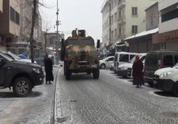 Sur’da iki saatliğine bir sokakta yasak kaldırıldı