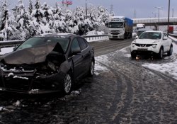 TEM'de kaza! Ankara istikameti trafiğe kapandı