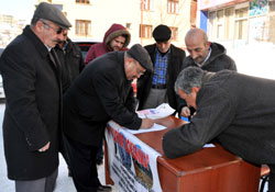 Hakkari'de imza kampanyası başlatıldı