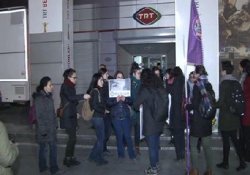 Aile Bakanı Ramazanoğlu'na TRT önünde protesto